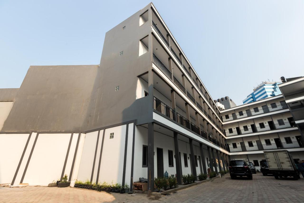 Oyo 1310 Urban Residence Jakarta Exterior foto